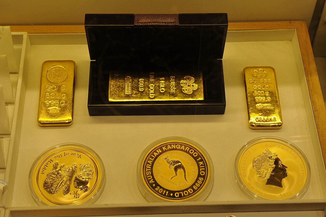 Gold bullion bars physical gold settlement international finance