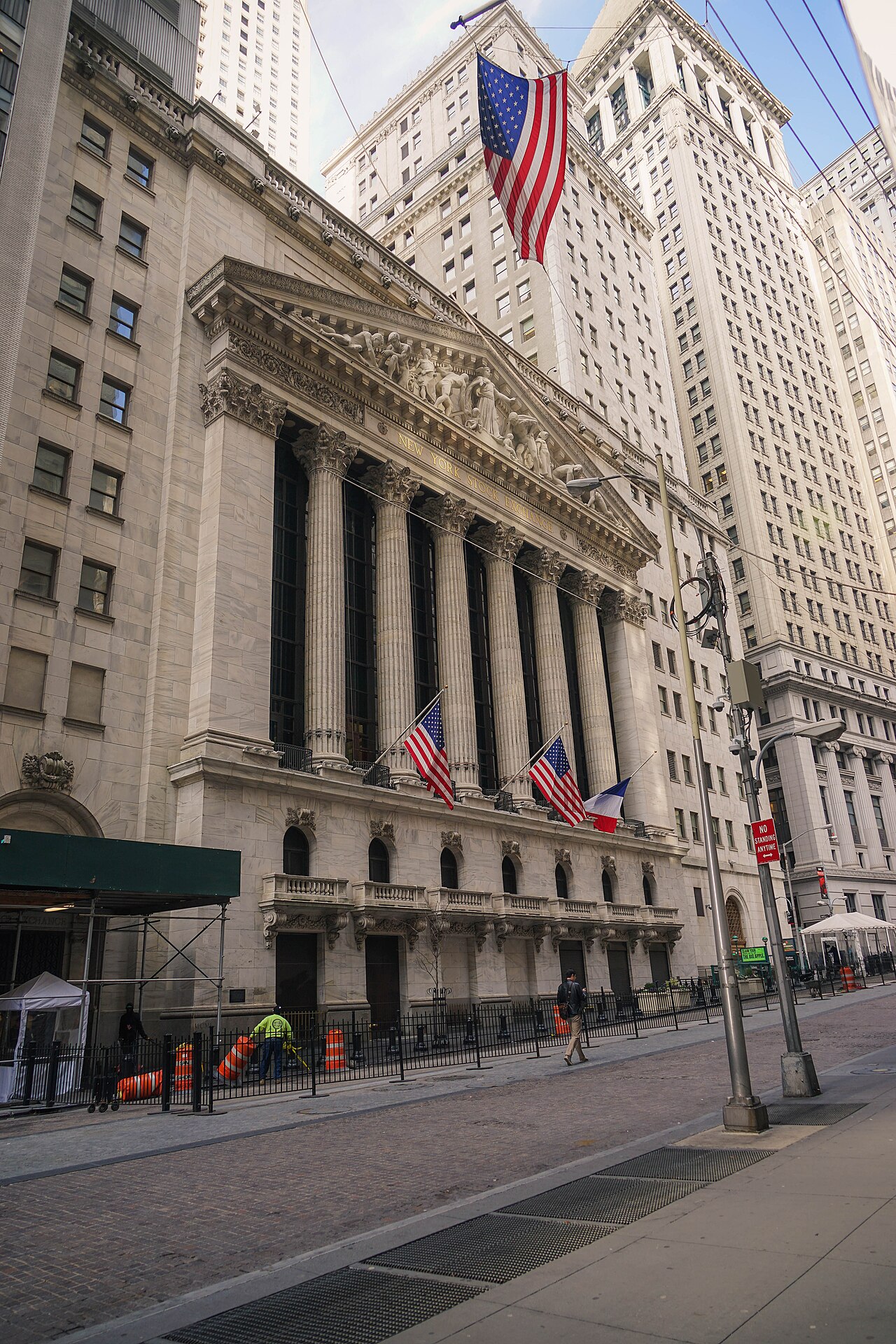 New York Stock Exchange facade financial markets railroad debt crisis
