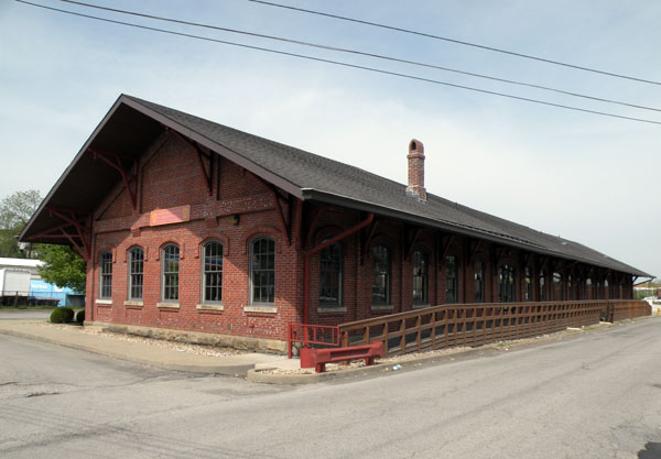 Pennsylvania Railroad freight station — the infrastructure of distribution power