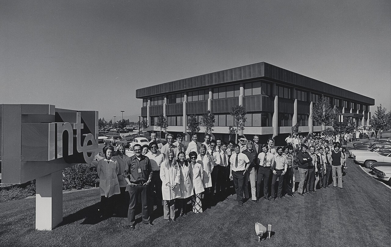 Silicon Valley technology campus — the geography of empire-scale AI infrastructure